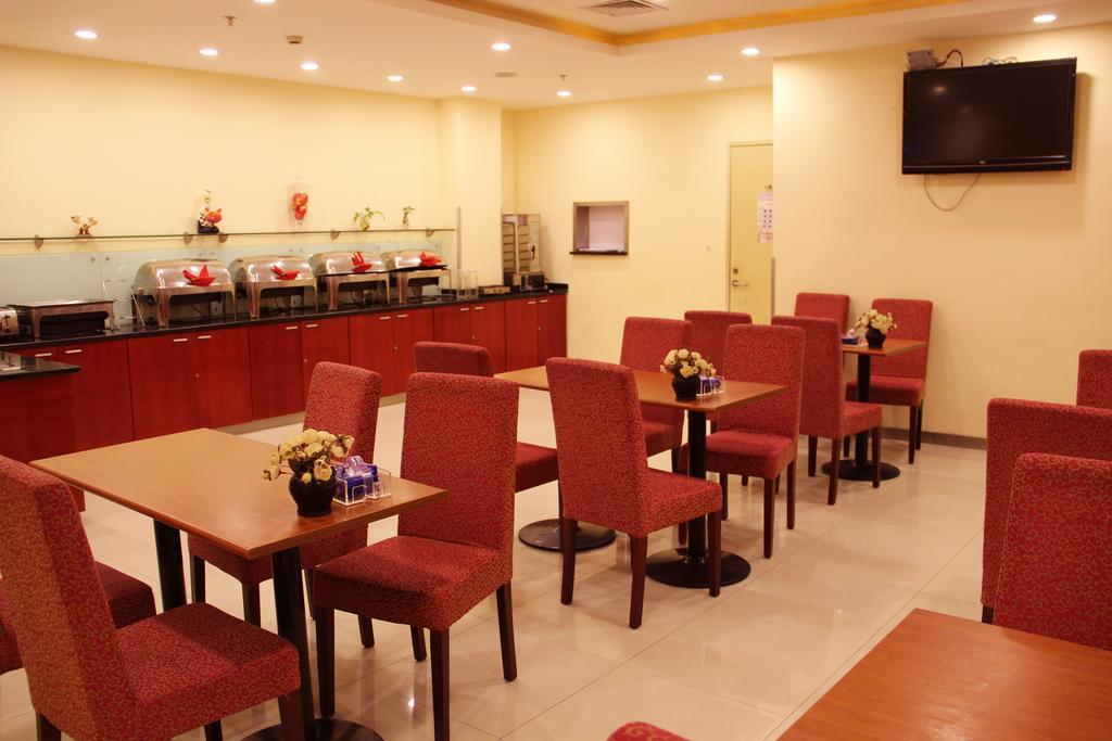 Hanting Express Kunming Stadium Branch ภายนอก รูปภาพ